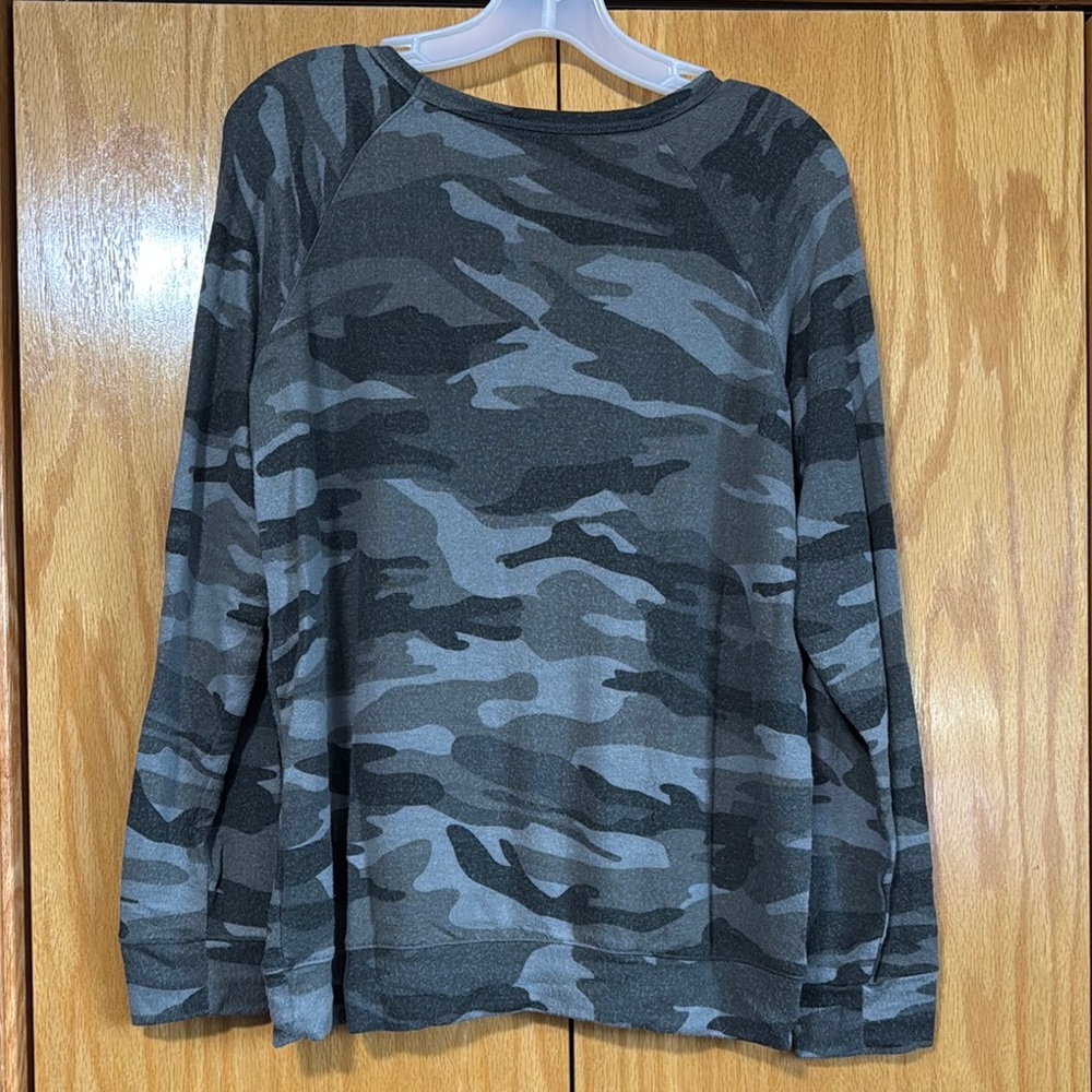 Buffalo Camouflage Long Sleeve Shirt - Picture 5 of 5